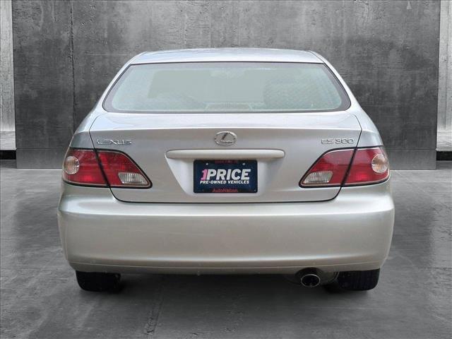 used 2002 Lexus ES 300 car, priced at $7,995