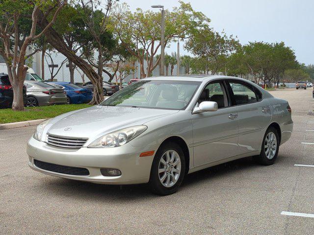used 2002 Lexus ES 300 car, priced at $7,995
