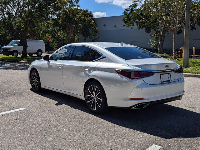 new 2025 Lexus ES 350 car, priced at $48,044