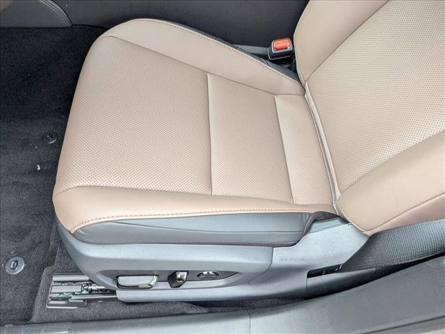 new 2025 Lexus ES 350 car, priced at $47,127