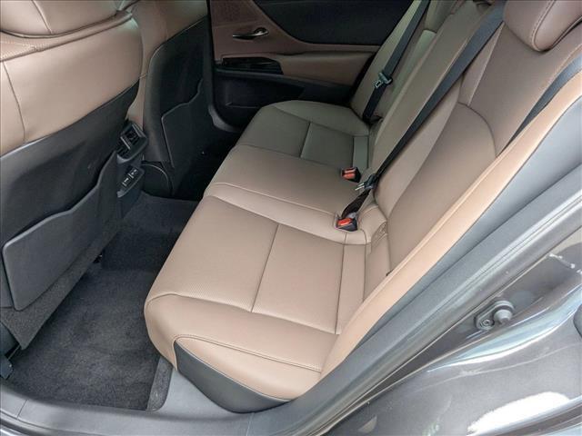 new 2025 Lexus ES 350 car, priced at $47,127