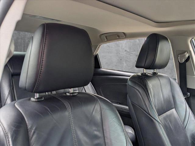 used 2014 Toyota Avalon Hybrid car, priced at $13,995
