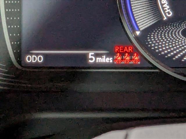 new 2025 Lexus ES 300h car, priced at $47,912