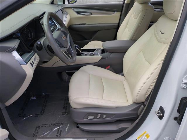 used 2021 Cadillac XT5 car, priced at $29,995