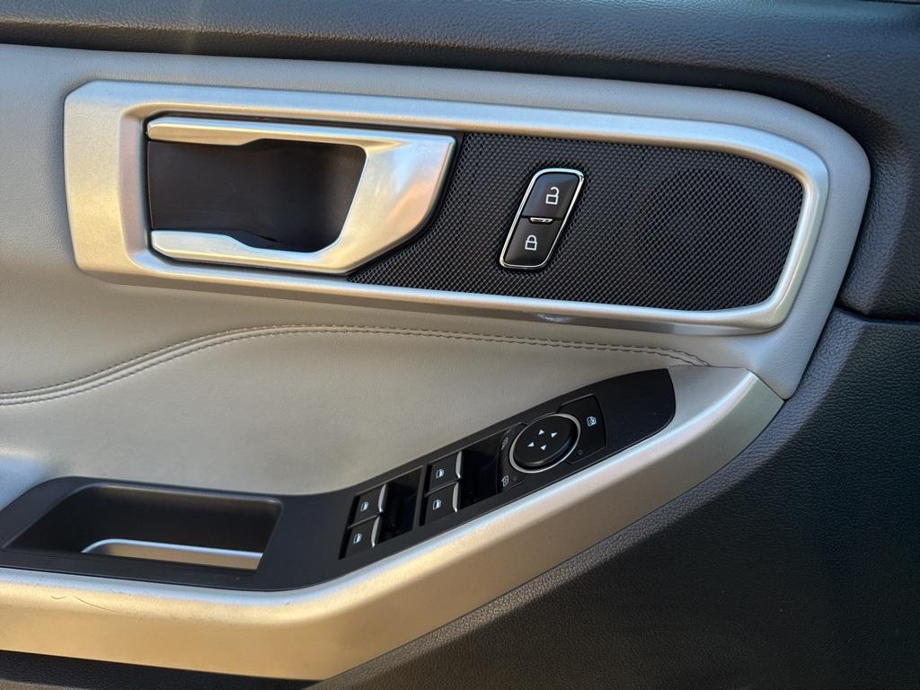 used 2022 Ford Explorer car, priced at $29,600