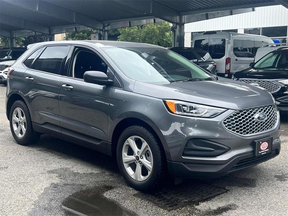 new 2024 Ford Edge car, priced at $32,060