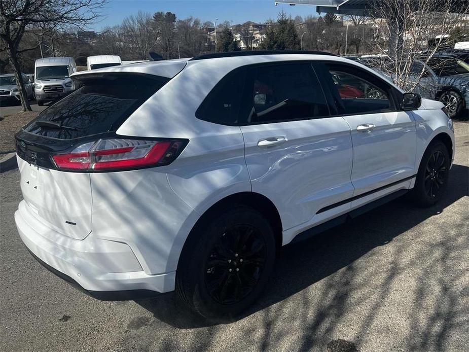 new 2024 Ford Edge car