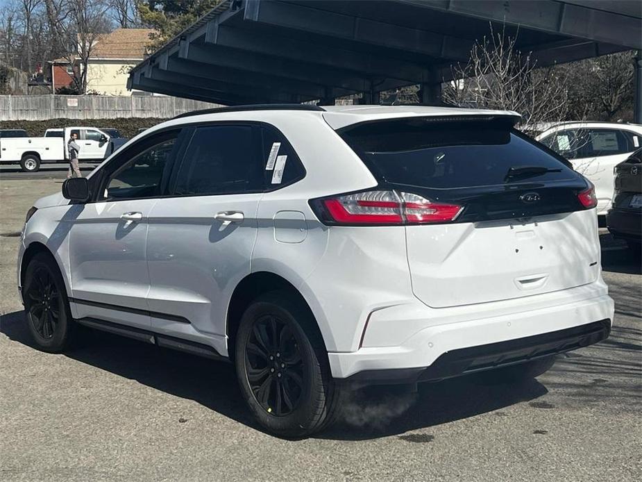 new 2024 Ford Edge car