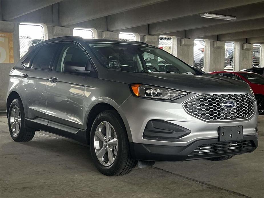 new 2024 Ford Edge car, priced at $32,425