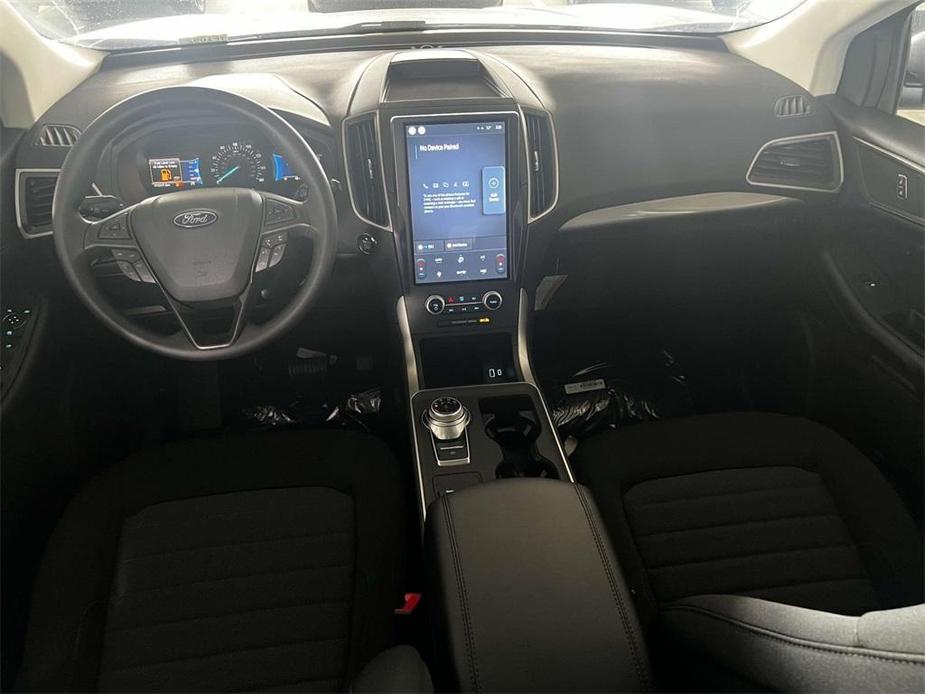 new 2024 Ford Edge car, priced at $32,425