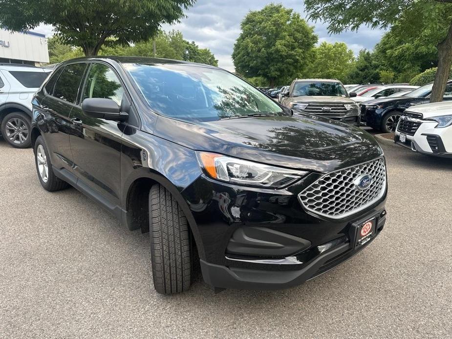 new 2024 Ford Edge car, priced at $32,400