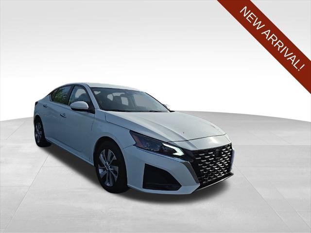 used 2023 Nissan Altima car, priced at $19,732