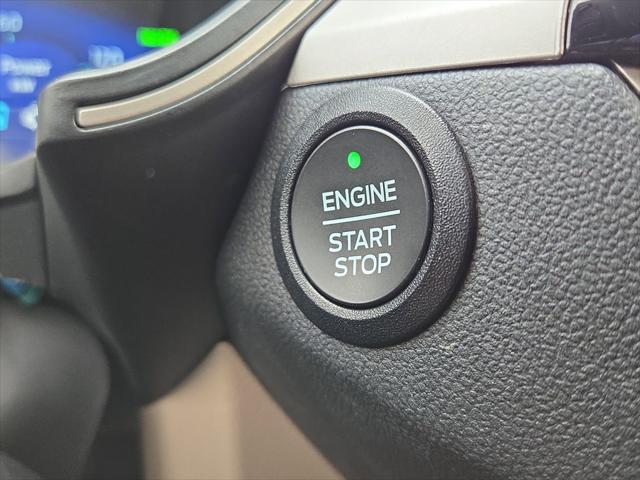 used 2022 Ford Escape car, priced at $25,717