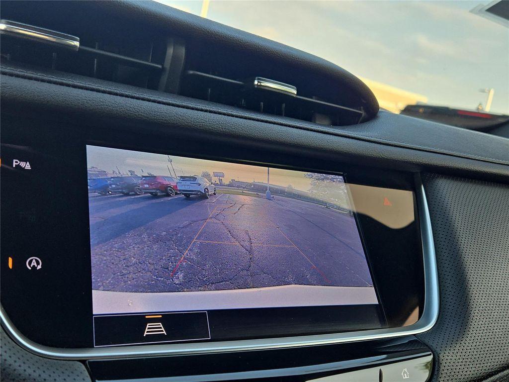 used 2023 Cadillac XT5 car, priced at $29,999