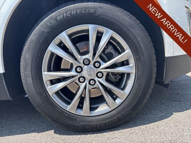 used 2023 Cadillac XT5 car, priced at $31,975