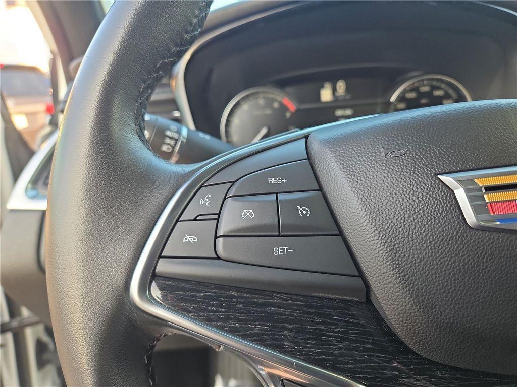 used 2023 Cadillac XT5 car, priced at $29,999