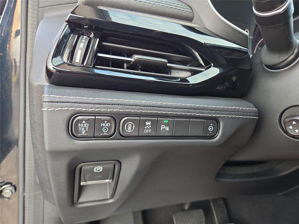 used 2023 Acura MDX car, priced at $40,766