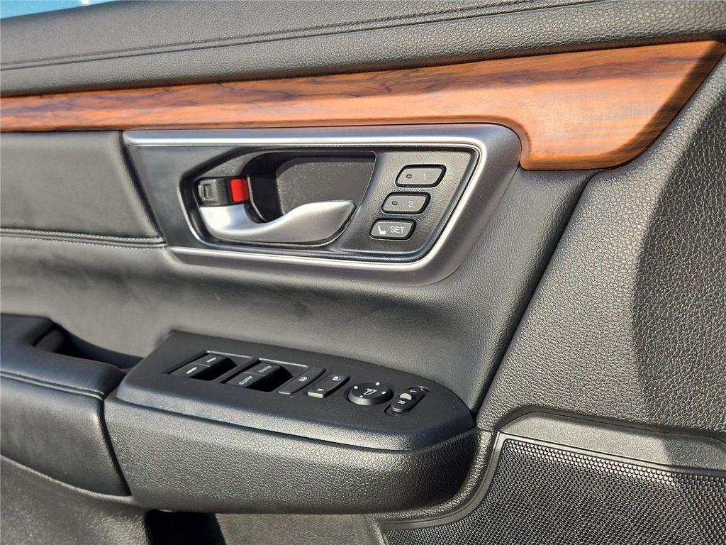 used 2022 Honda CR-V car, priced at $29,677