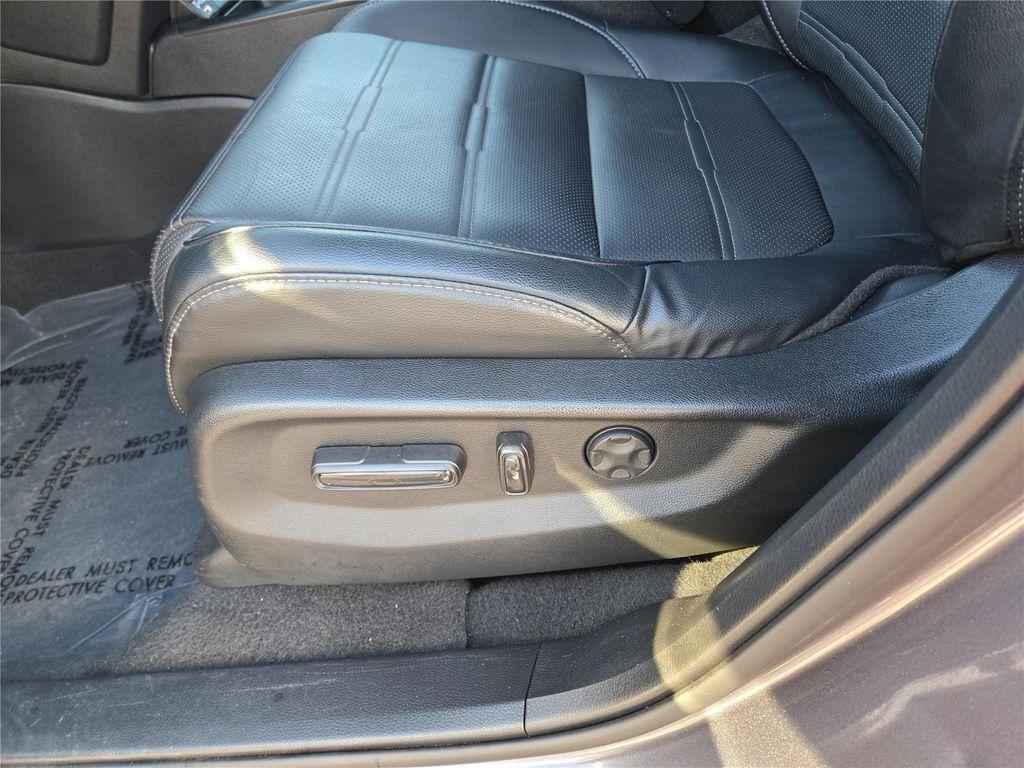 used 2022 Honda CR-V car, priced at $29,677
