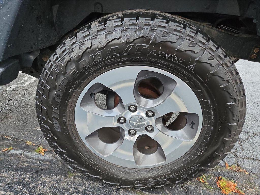 used 2017 Jeep Wrangler Unlimited car, priced at $20,384