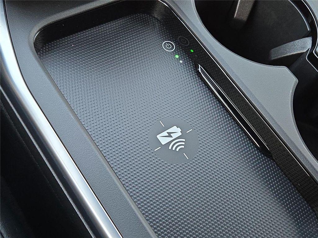 used 2025 Acura RDX car, priced at $46,629