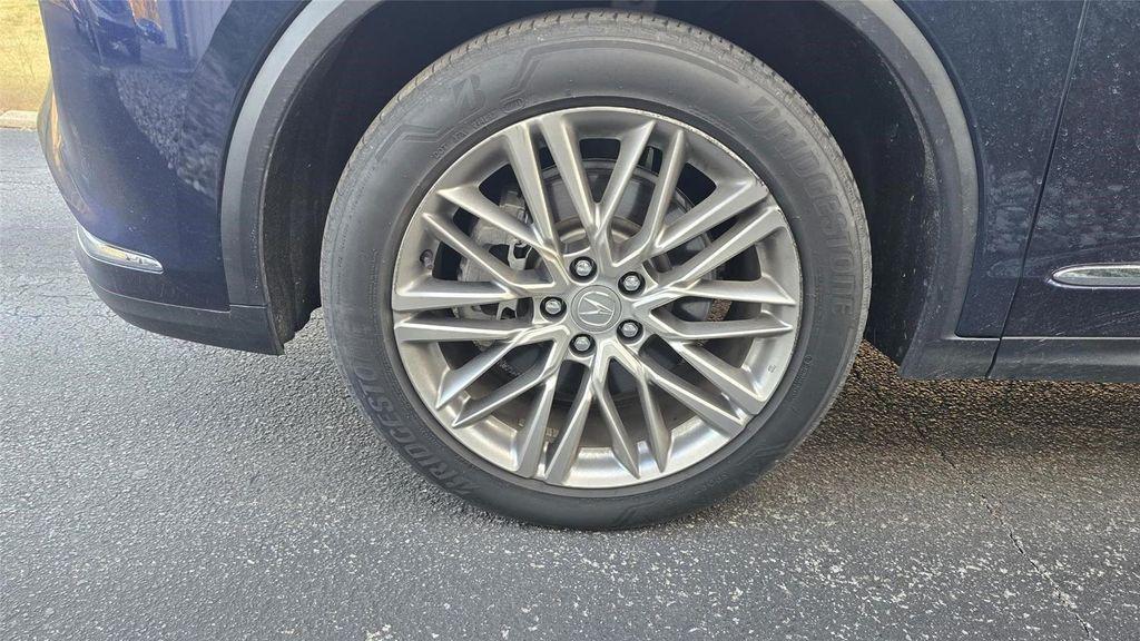 used 2022 Acura MDX car, priced at $37,318