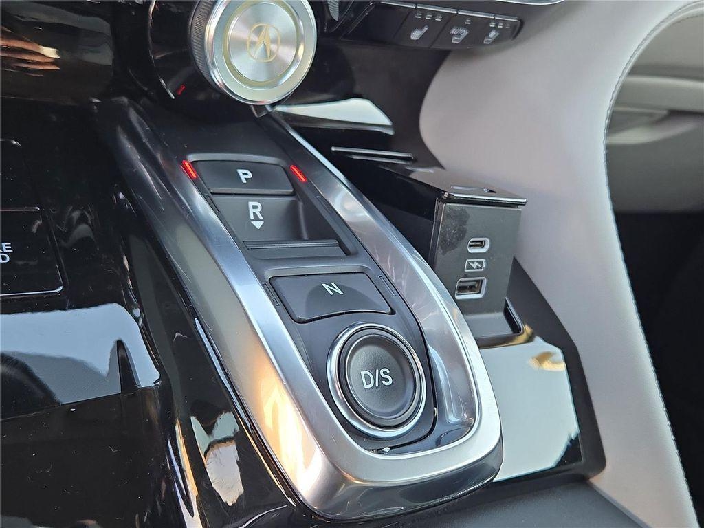 used 2022 Acura MDX car, priced at $36,651