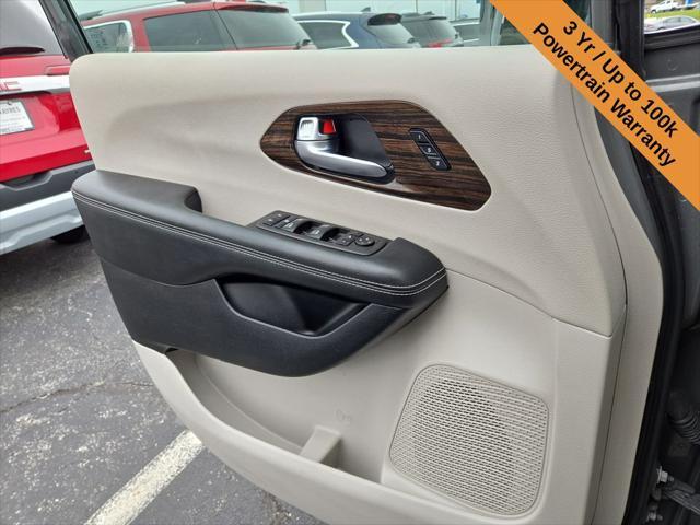 used 2023 Chrysler Pacifica car, priced at $28,588