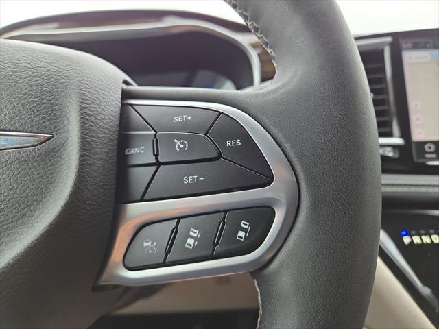 used 2023 Chrysler Pacifica car, priced at $29,498