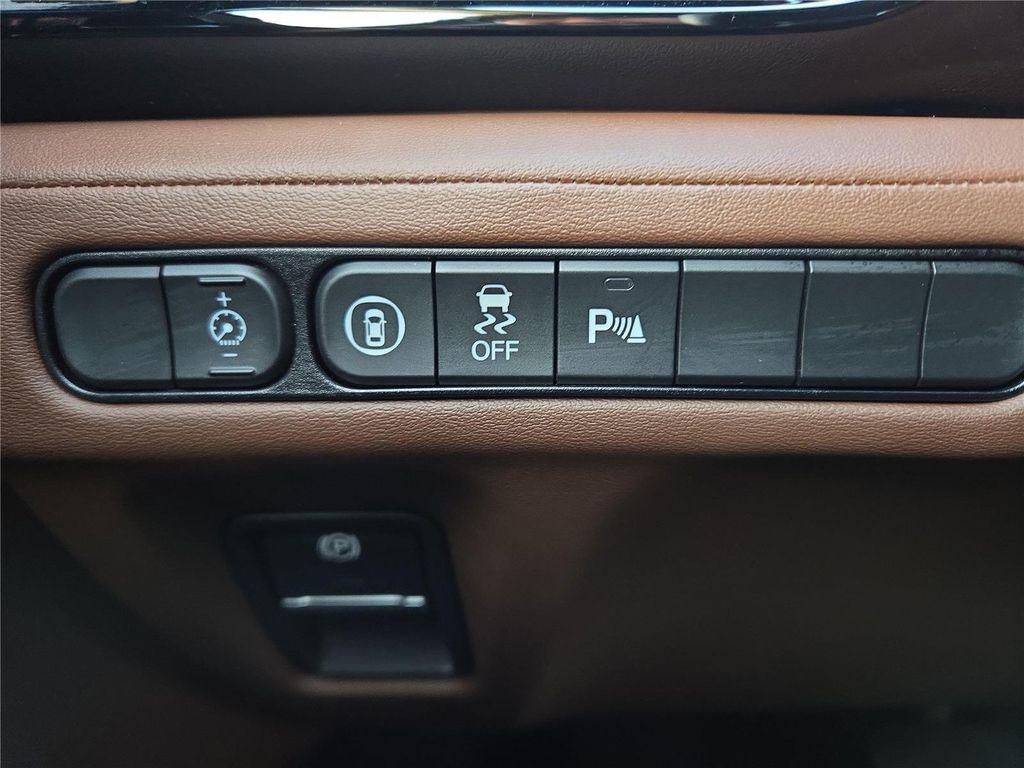 used 2022 Acura MDX car, priced at $34,736