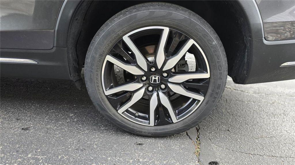 used 2019 Honda Pilot car, priced at $25,267