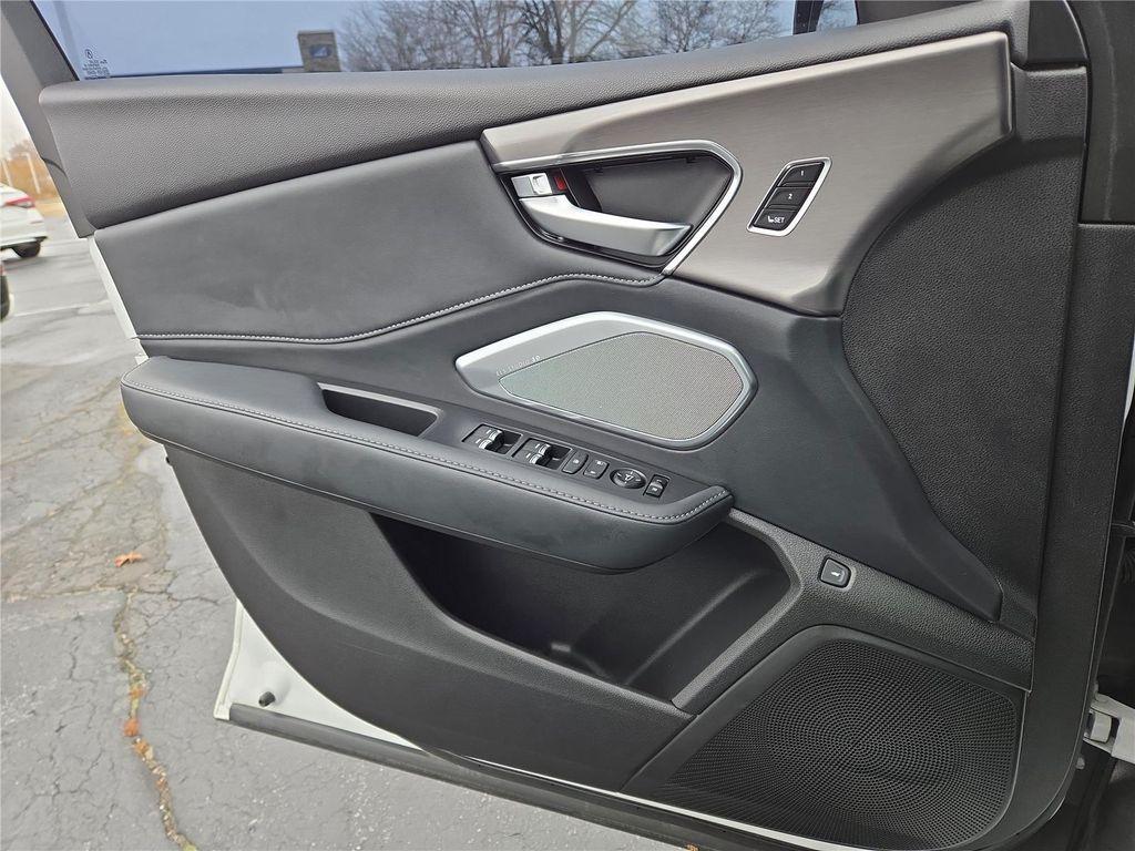 used 2021 Acura RDX car, priced at $29,999