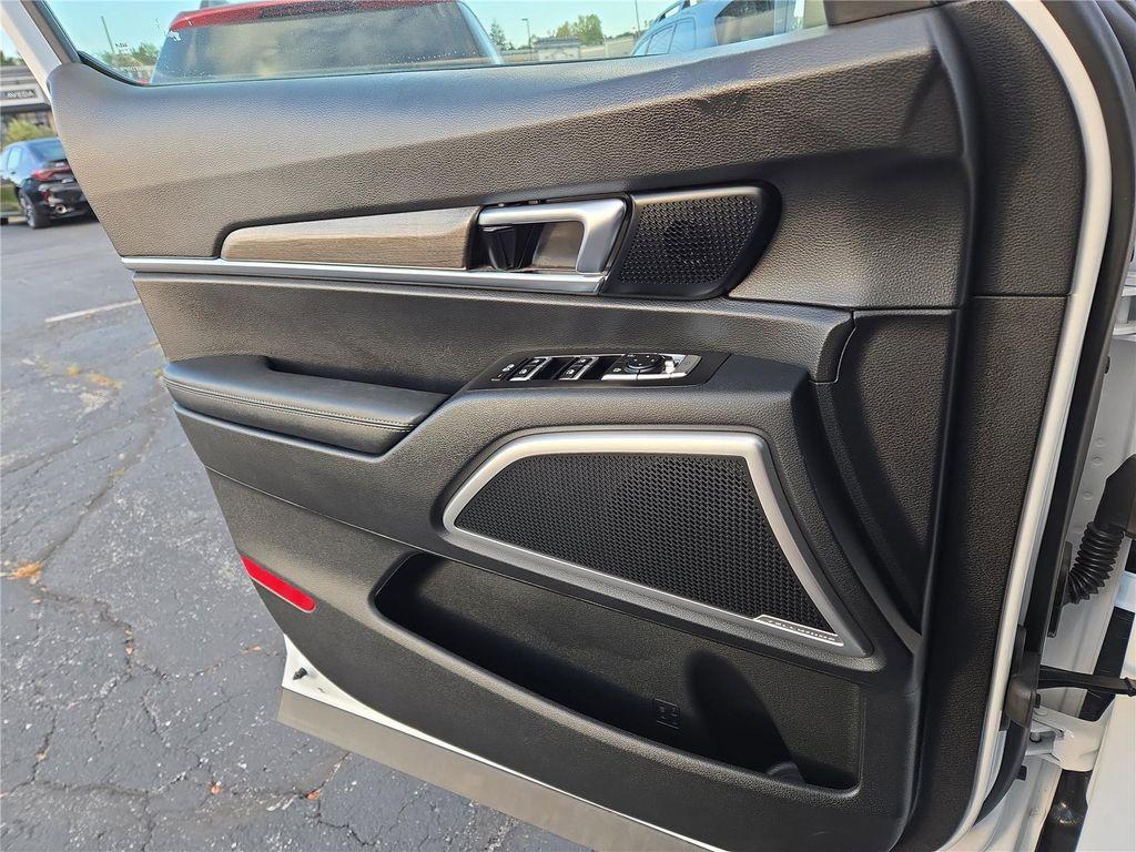 used 2022 Kia Telluride car, priced at $33,826