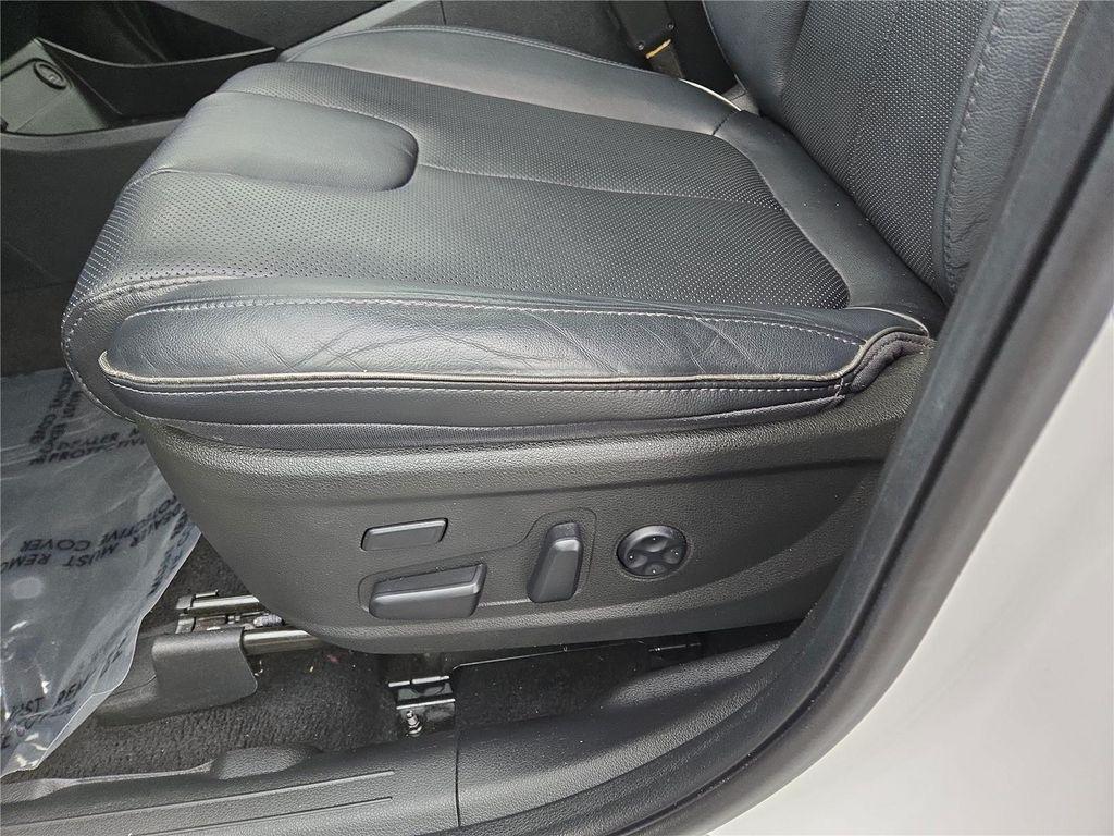 used 2023 Hyundai Santa Fe car, priced at $28,622