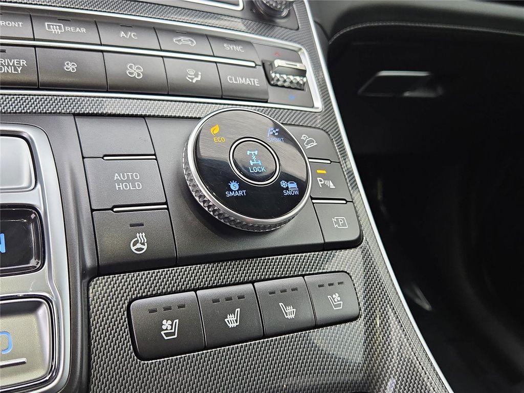 used 2023 Hyundai Santa Fe car, priced at $28,622