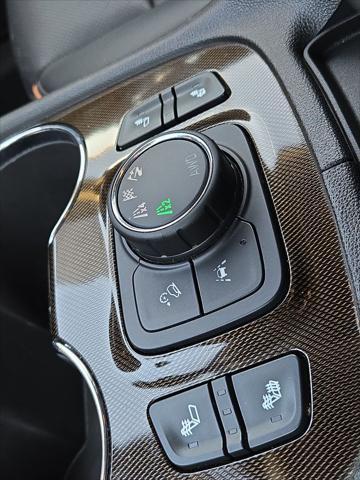 used 2023 GMC Acadia car, priced at $33,878