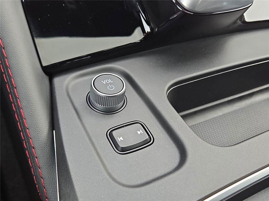 used 2026 Acura MDX car, priced at $56,048