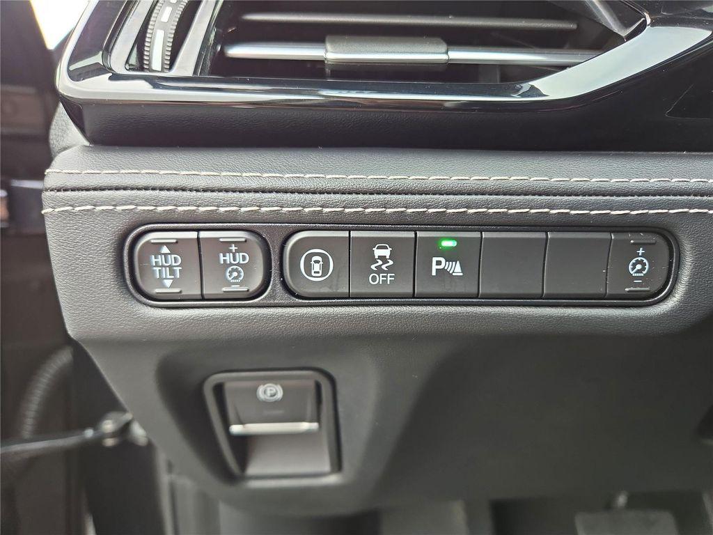 used 2023 Acura MDX car, priced at $43,978