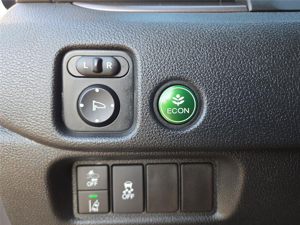 used 2022 Honda Pilot car, priced at $32,689