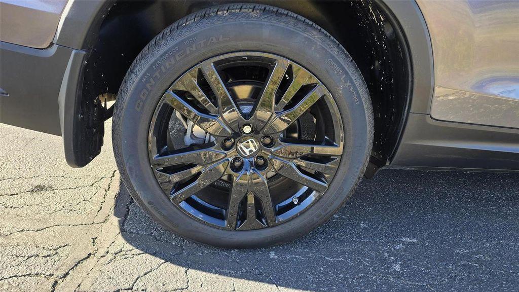 used 2022 Honda Pilot car, priced at $32,985