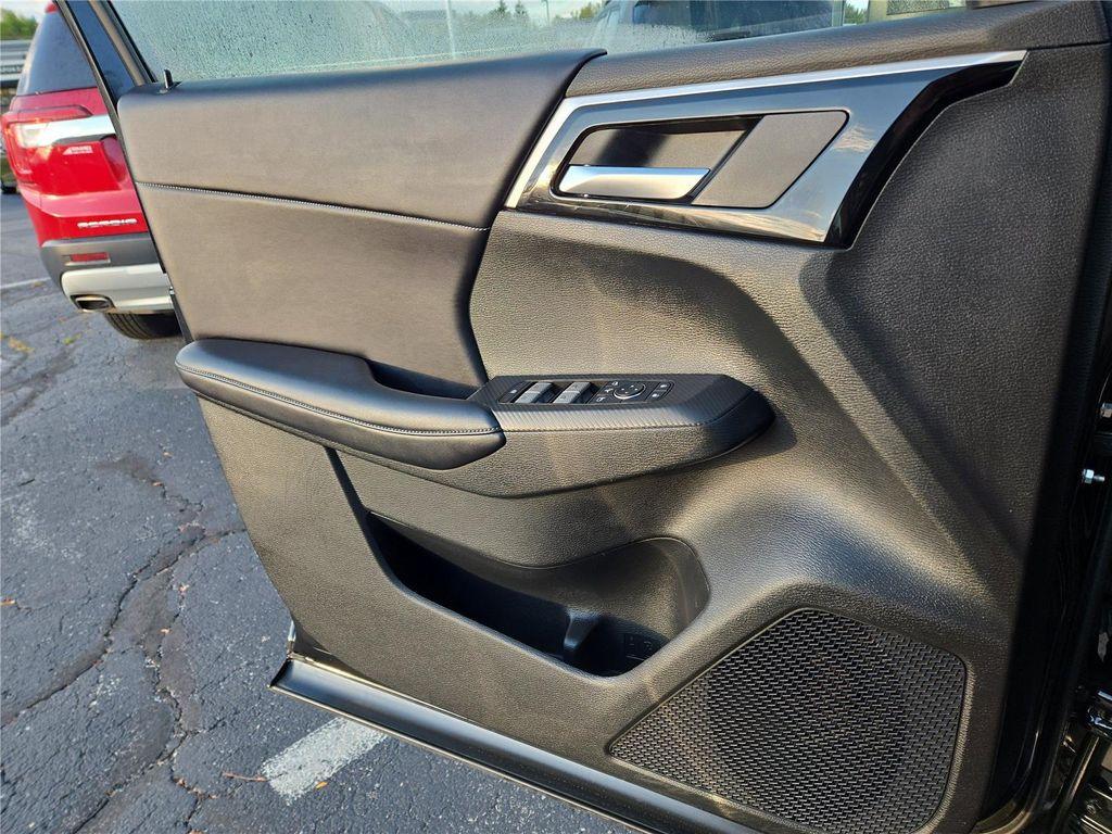 used 2023 Mitsubishi Outlander PHEV car, priced at $27,399