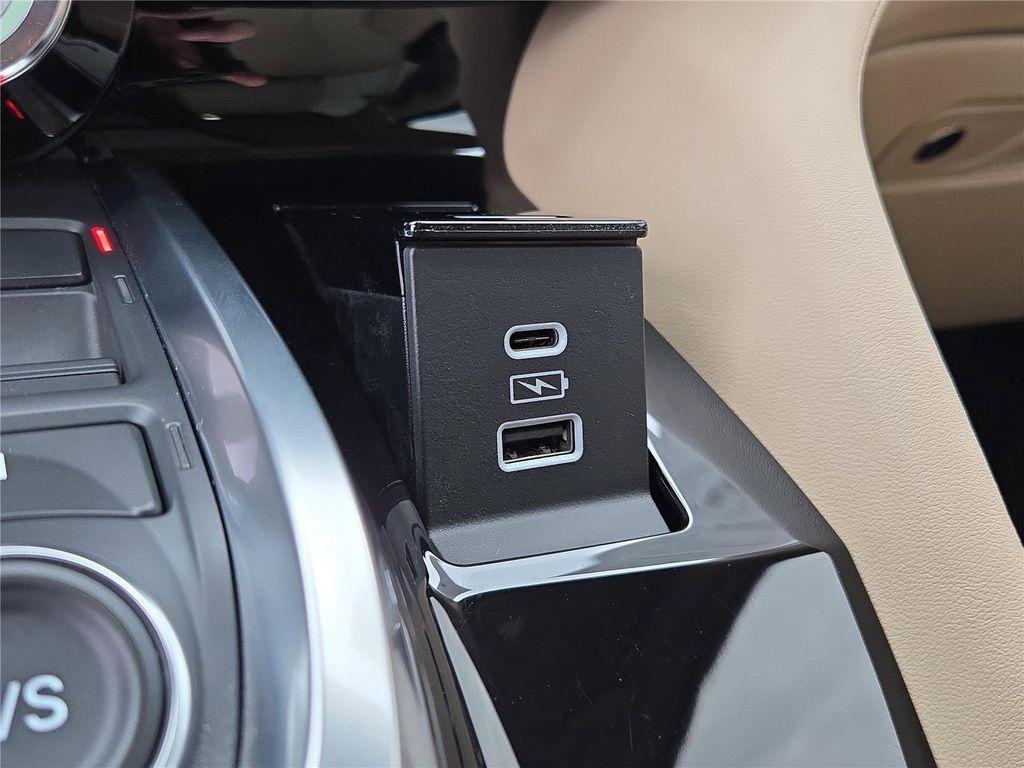 used 2025 Acura MDX car, priced at $50,999