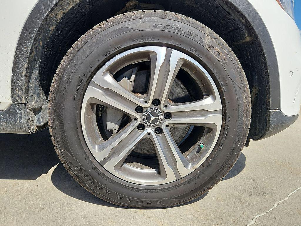 used 2022 Mercedes-Benz GLC 300 car, priced at $28,816