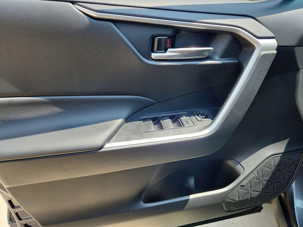 used 2021 Toyota RAV4 car, priced at $26,254