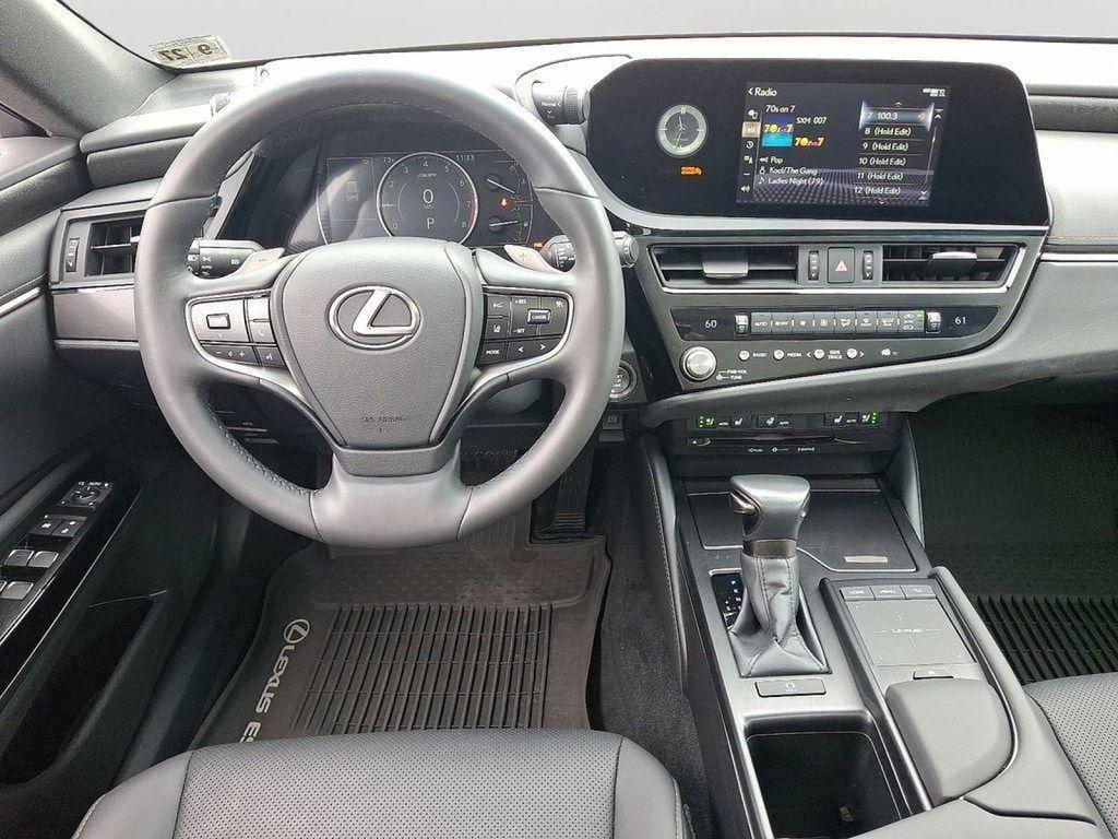 used 2022 Lexus ES 350 car, priced at $33,909