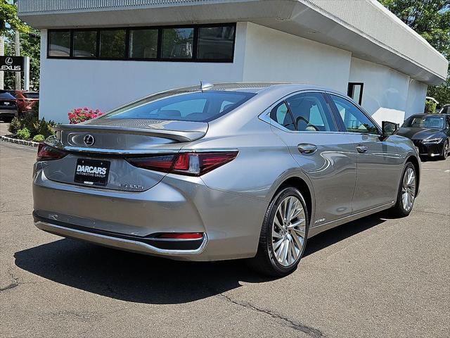 used 2019 Lexus ES 300h car, priced at $31,688