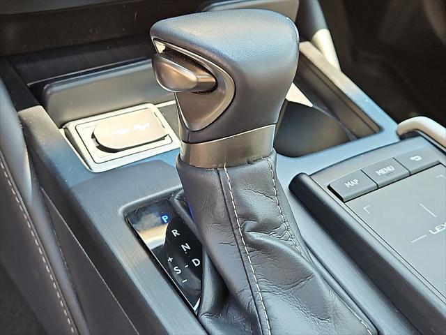 used 2019 Lexus ES 300h car, priced at $31,688