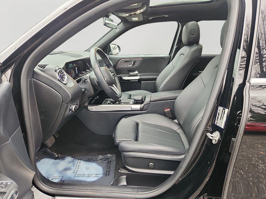 used 2022 Mercedes-Benz GLB 250 car, priced at $27,000