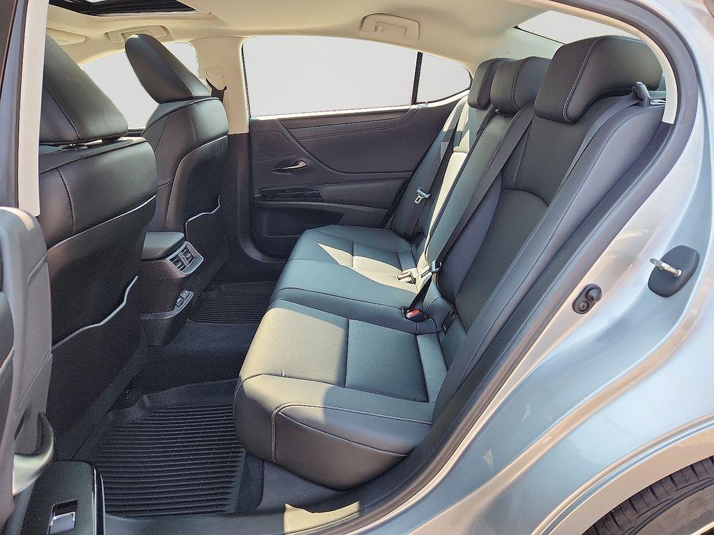 used 2023 Lexus ES 350 car, priced at $35,475