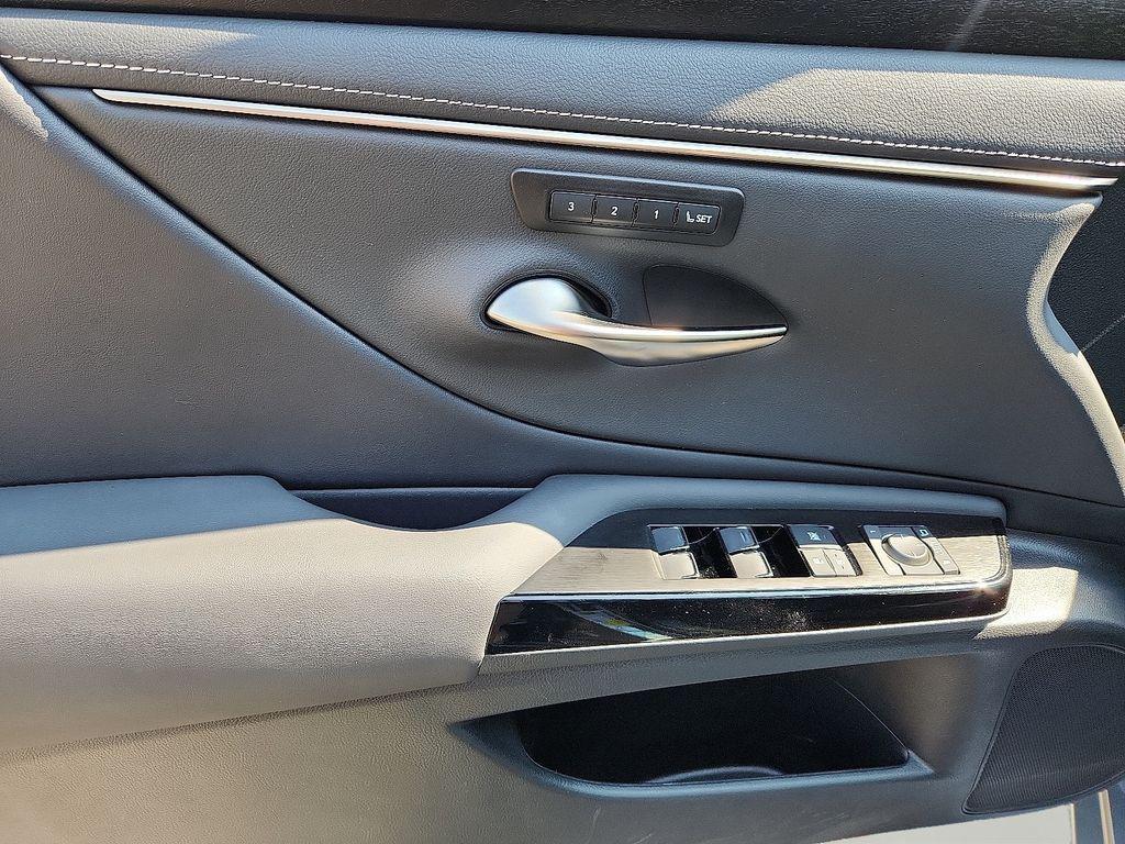 used 2023 Lexus ES 350 car, priced at $35,475